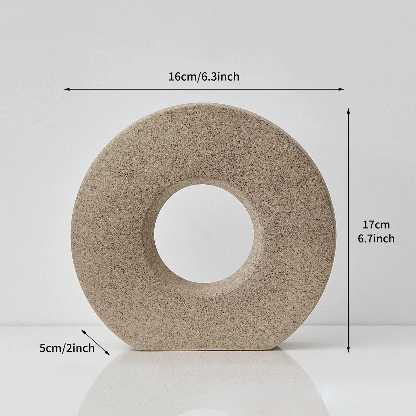 Circular Donut Vase - Vanilla Shadows