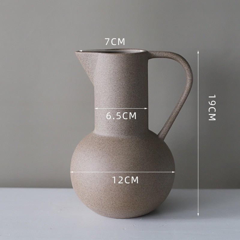 Nordic Beige Vase Collection - Vanilla Shadows